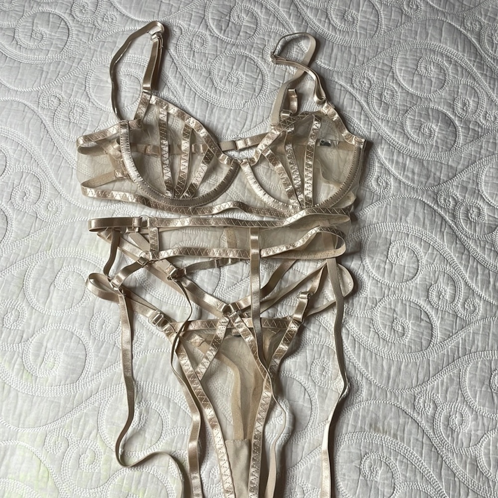 PrettyLittleThing strappy mesh lingerie set Size Small